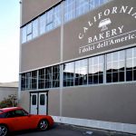 Insegna California Bakery